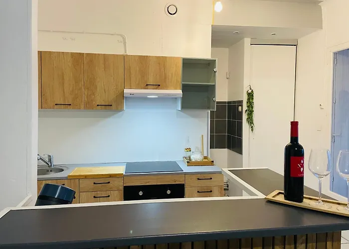 Appartement 3 Chambres Proche Centre Ville